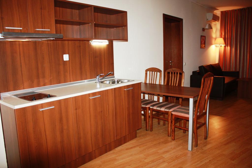 Hotel Central Golden Sands Phòng bức ảnh