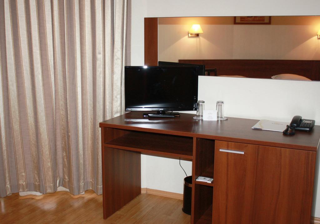 Hotel Central Golden Sands Phòng bức ảnh